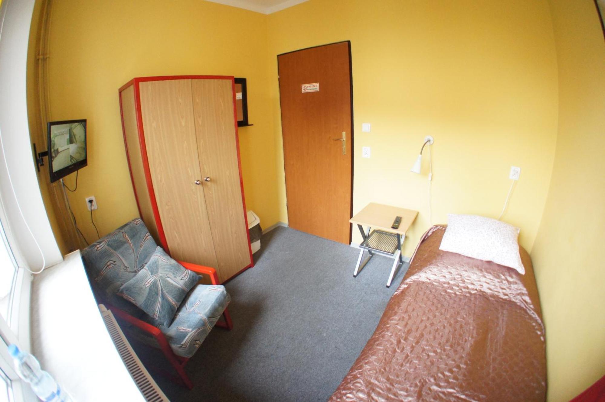 Nest Nocleg Poznan Luaran gambar