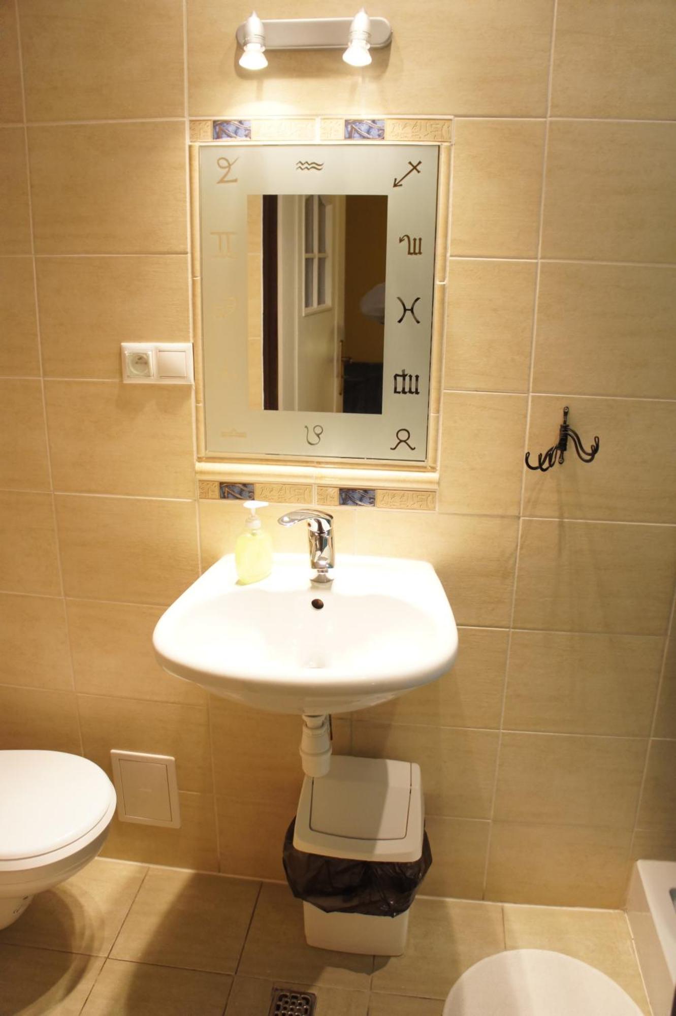 Nest Nocleg Poznan Luaran gambar
